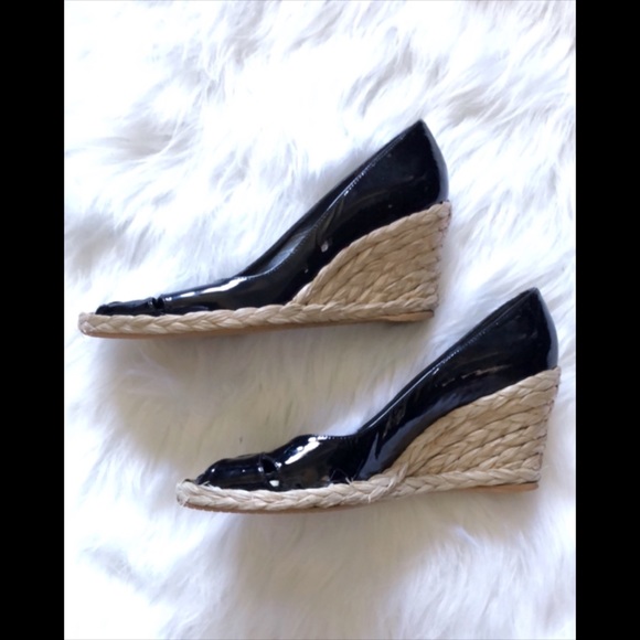 Stuart Weitzman Size 9N Patent Leather Wedges - Picture 5 of 7